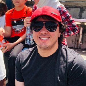 Meet your Posher, Husam